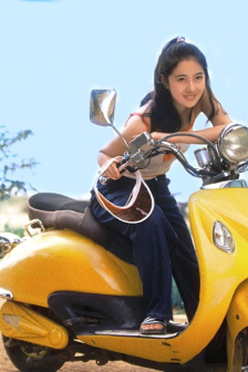 小岛みなみ